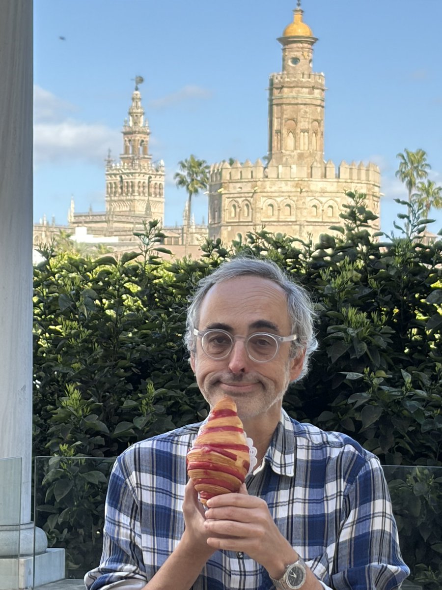 Gary Shteyngart tweet media