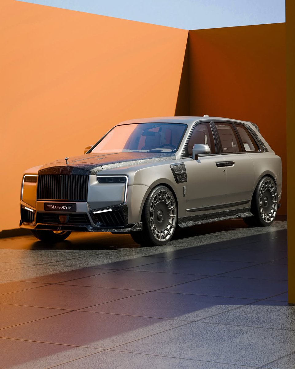 TheAutoHub's tweet photo. The MANSORY softkit for Rolls-Royce Cullinan II https://t.co/vPK9aZ2Nzu