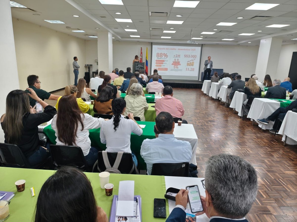 Fecolfin tweet media