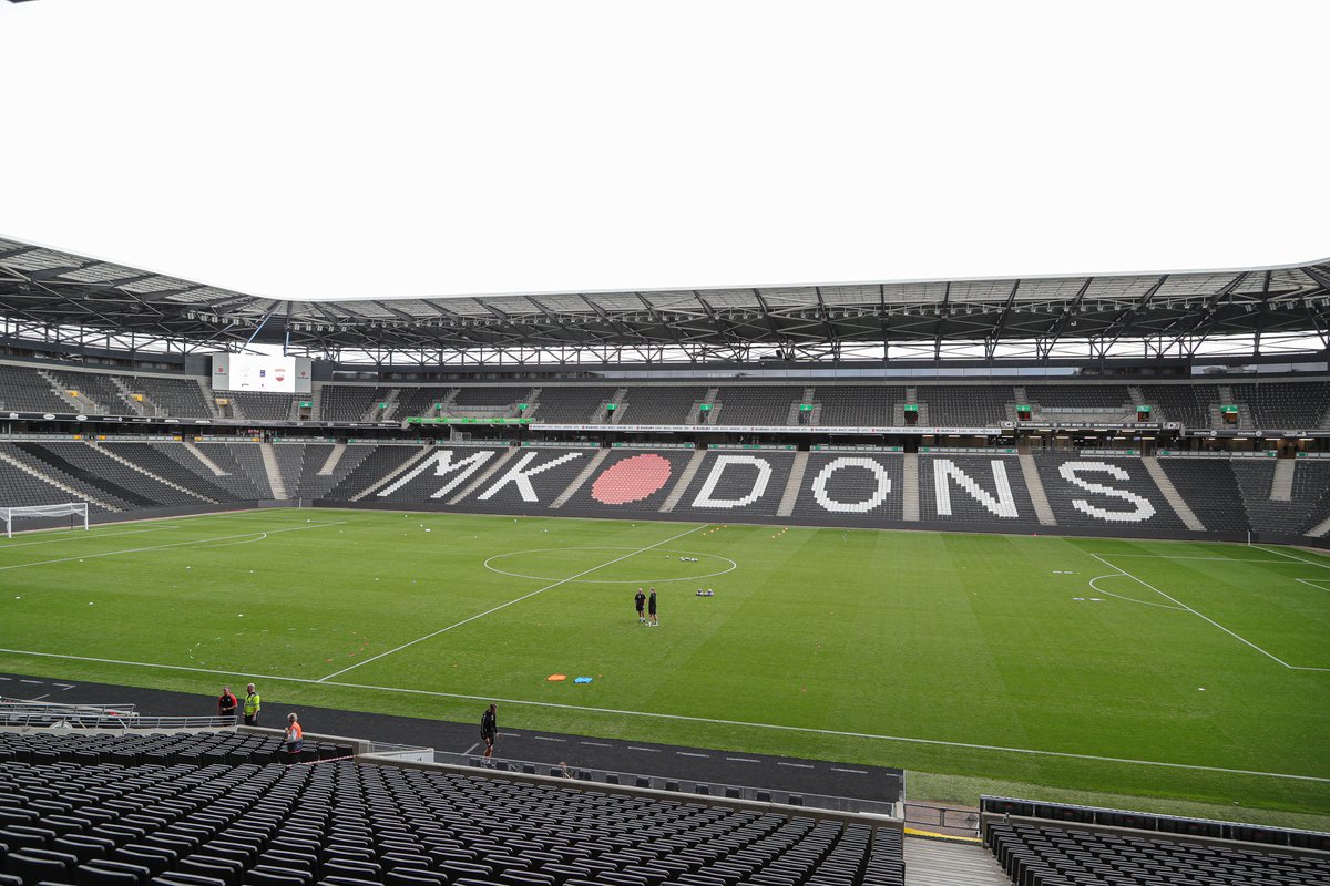 Barnet FC 🐝 tweet media