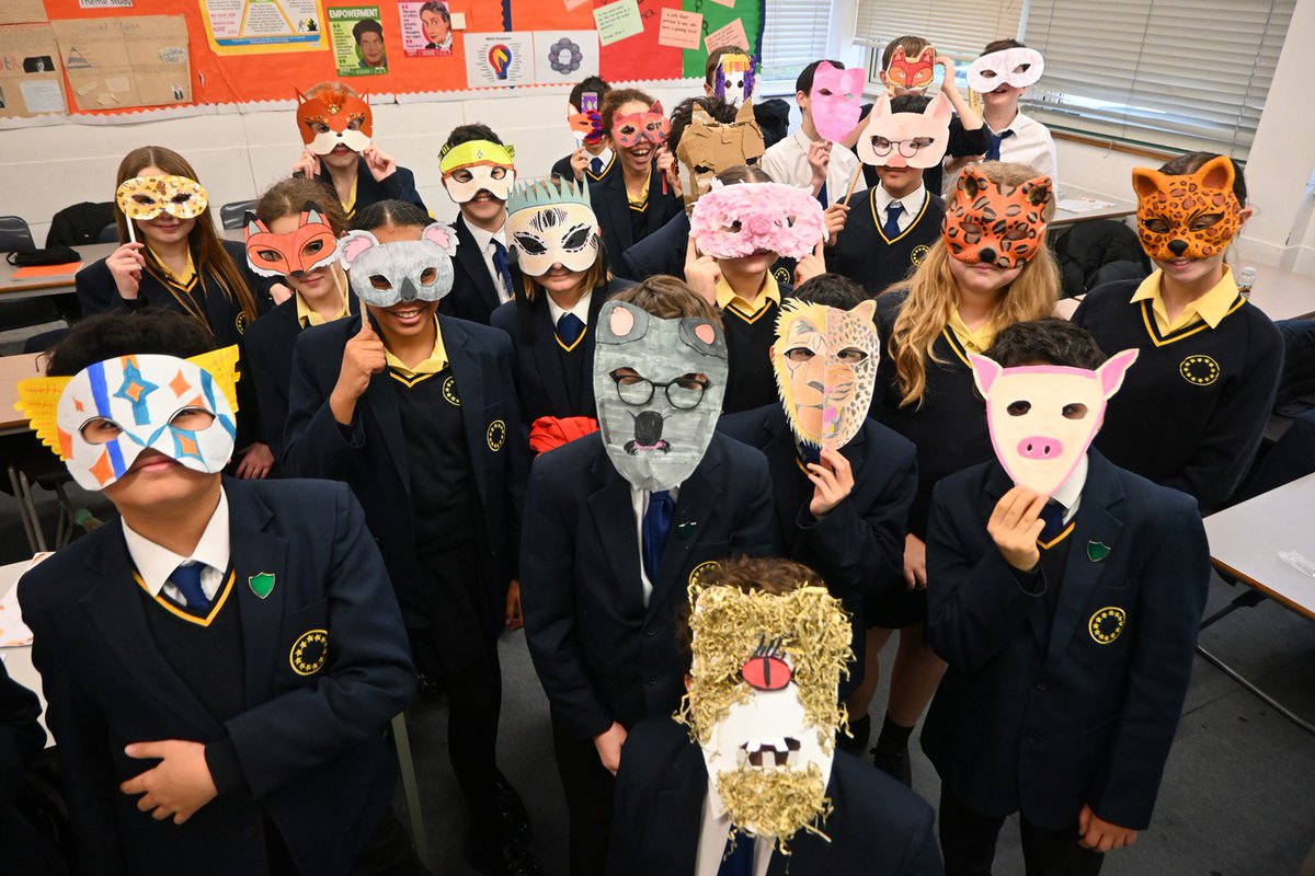 angloeuropean73's tweet photo. In English, three Year 7 classes are studying the ancient Greek classic - The Odyssey. Students were asked to create a mask for a character from the play and enact sections from the play in the style of the ancient Greek theatre.
๐ฝ๐ชฝ #GreekMythology #Year7 #CreativeHomework https://t.co/7Rv45R3FQl