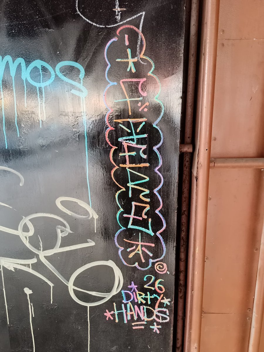 dirtyhandssup's tweet photo. @tagismo_z4d 🔥🔥🔥

#graff #graffiti #grafflife #graffart #graffitiworld graffitistyle graffpunk graffitiwriter graffitimagazine welovegraffiti handstyle explore art tattoo tattoolettering mural wallart lettering calligraphy paint painter https://t.co/lqByZ7t4iW