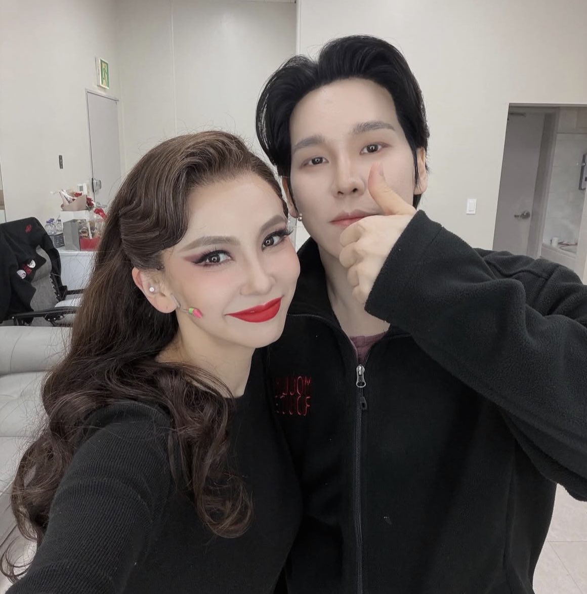 imbogleee's tweet photo. 홍쥬가 있는 세상 
참 아름다와 ... https://t.co/0Oz3BNBvUE
