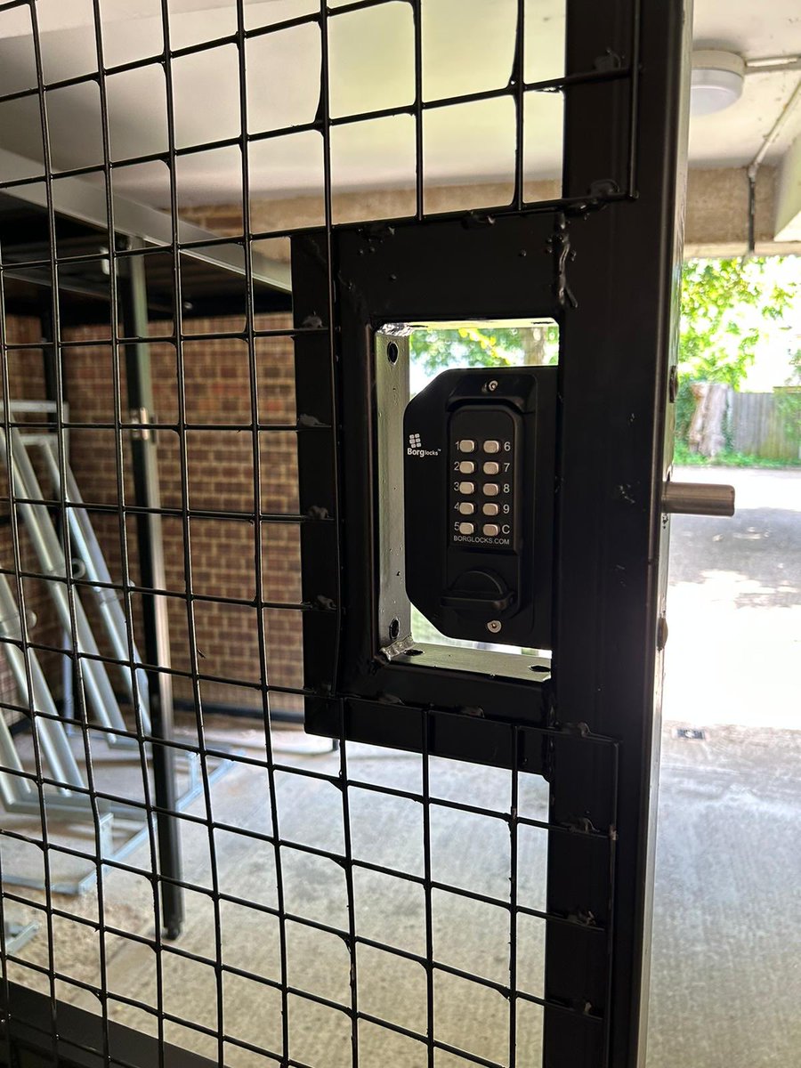 Secure Cycle Store tweet media
