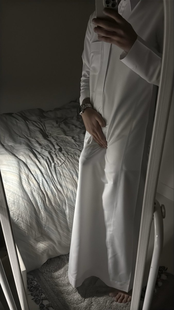 Elething_'s tweet image. تبي اطلعه ولا تطلعينه بنفسك؟ ؟#مٌعصيٌتٓيّ_رحّتِيّ