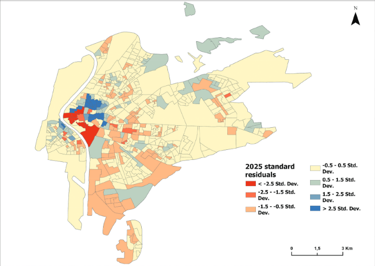cartografo87's tweet photo. Nuevo artículo en el que hemos usado datosabiertos de AirBNB, Opentreetmap y @IECA_Andalucia para analizar el impacto y evolución de la turistificación en Sevilla y variables que provocan ese aumento del impacto que ya empieza a verse en barrios periféricos alejados del centro. https://t.co/sExftwFxrm