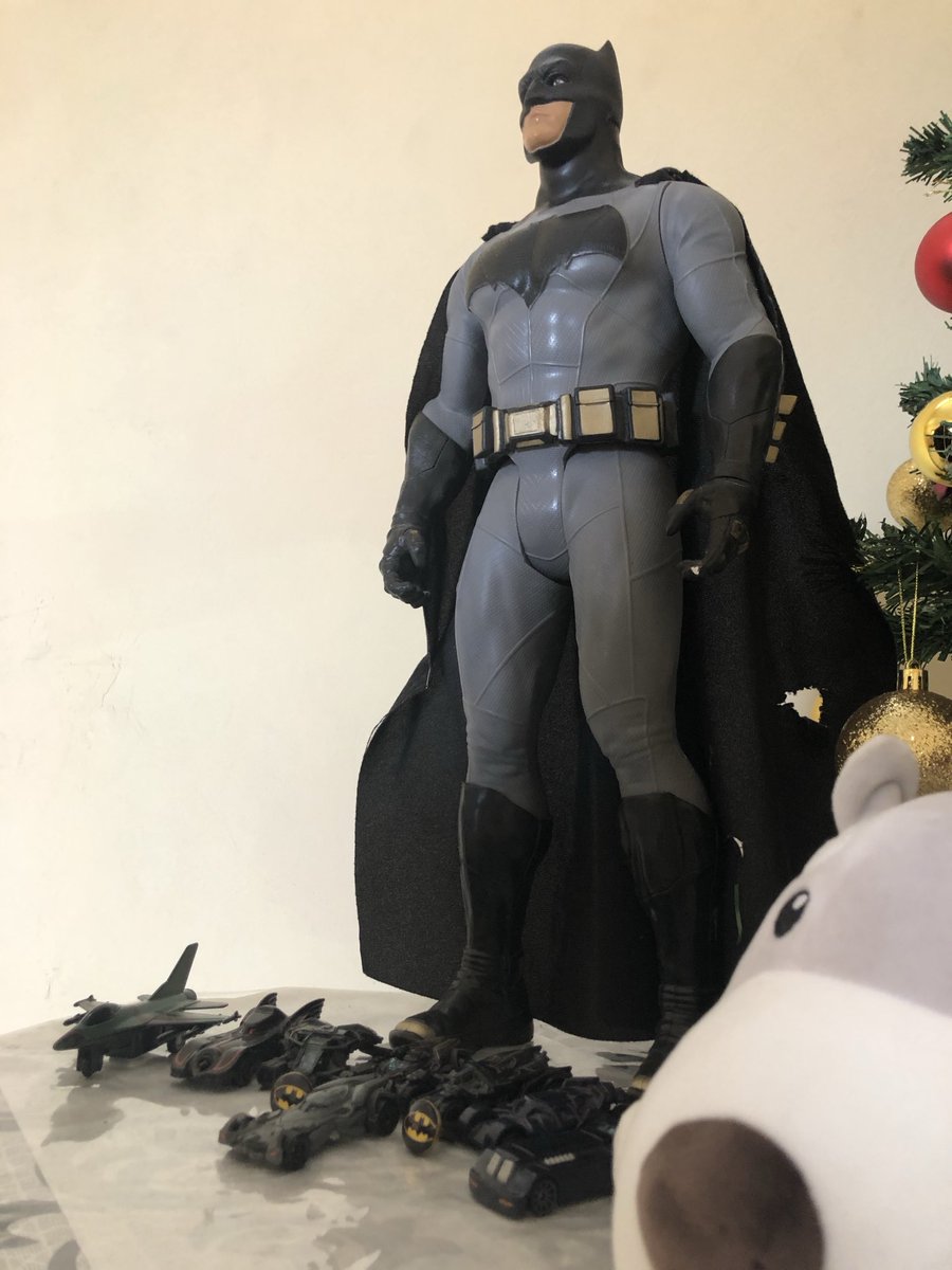 RoshanBunny88's tweet photo. Real Batman fans only: Thumbs up 👍 if you’re still riding for the Dark Knight in 2026! 🦇 Who’s your favorite Batman era? Drop it below – let’s see that Bat-signal light up! 🔥 

#Batman #DarkKnight #BatmanFans #LongLiveTheBat #DCComics #Gotham #BruceWayne #IAmBatman #TheBatman https://t.co/bpRmMqvatu