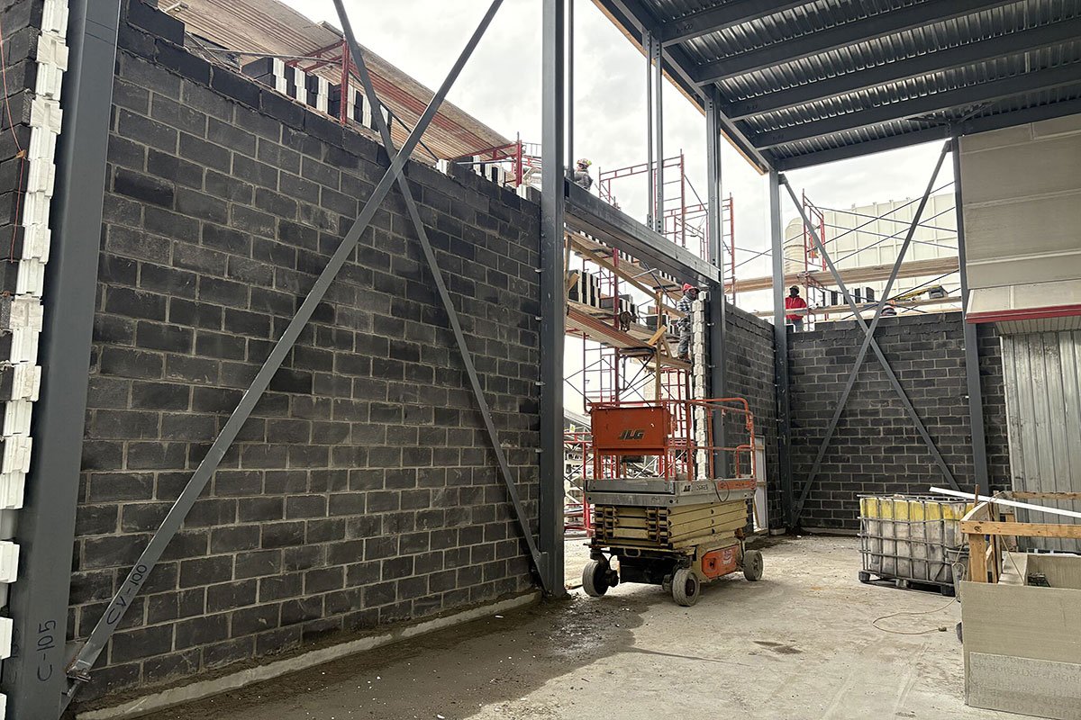 Carbicrete's tweet photo. Nous avons créé la #technologie de béton sans ciment CarbiCrete afin de contribuer à réduire les #émissions de carbones intrinsèques dans le secteur de la #construction. En 2025, nous nous sommes associés à Isobloc pour créer Isobloc ZÉRO.

https://t.co/ewS3Sq95h7 https://t.co/oiohISJ0Zm