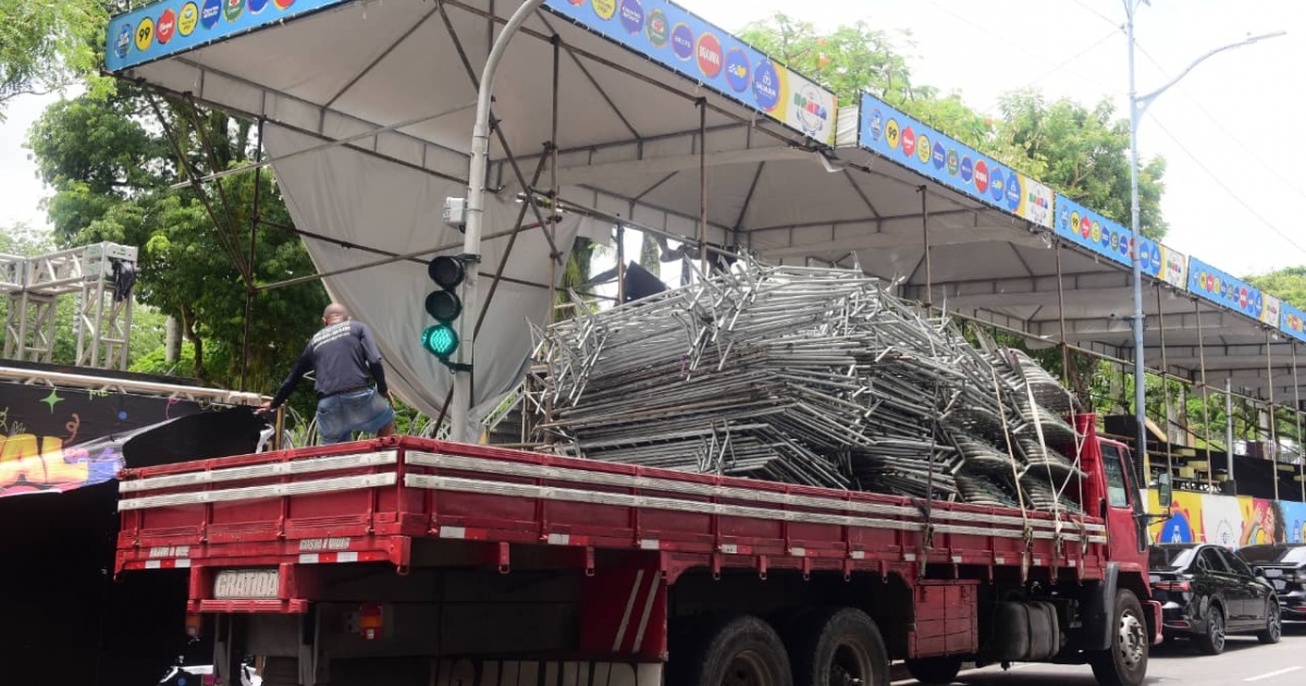 Sedur determina que estruturas do Carnaval devem ser desmontadas em até 10 dias bahianoticias.com.br/noticia/314026…