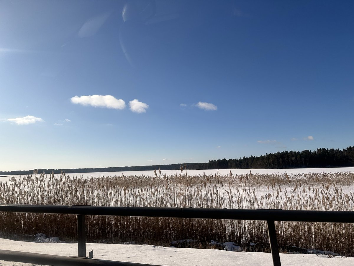 Härligt vinterlandskap vi har i Småland just nu, men det får gärna börja bli varmare nu.