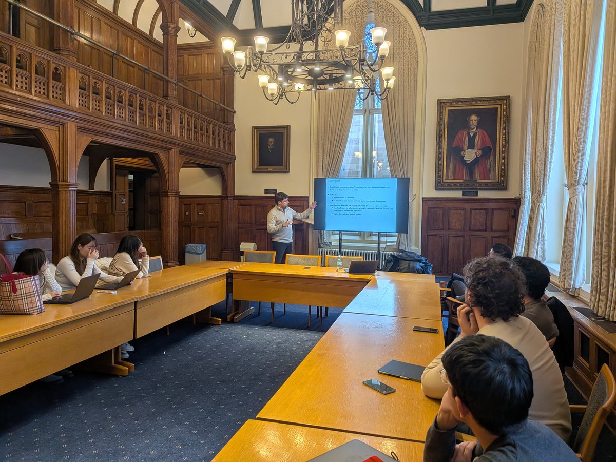 The Arthur Lewis Lab for Comparative Development tweet media