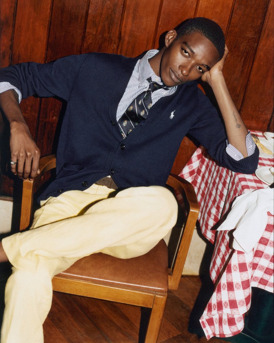 From bustling commutes to casual evenings, the art of style comes
