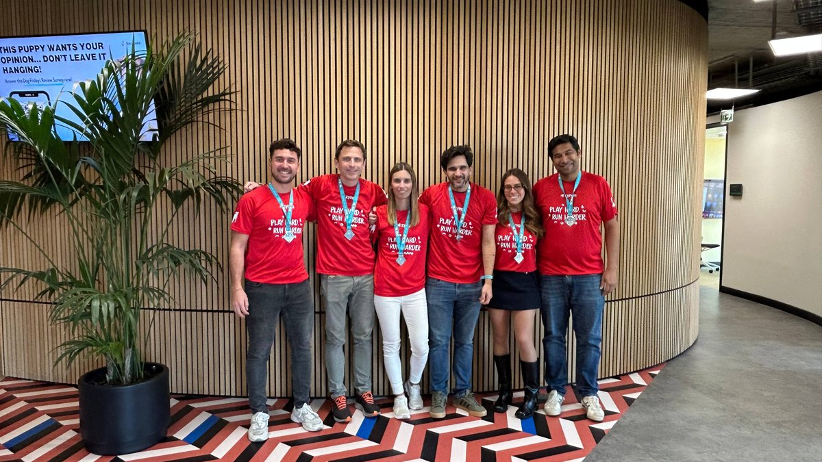 Socialpoint tweet media