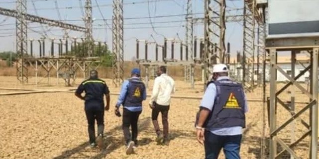 🔴Coupure d’électricité à PWETO, KASENGA et SAKANIA :
C’est avec regret que j’ai appris la suspension de la fourniture d’électricité à Pweto, Kasenga et Sakania, due à un différend entre Zesco et la Société Nationale d’Électricité (SNEL), lié à la non-régularisation des