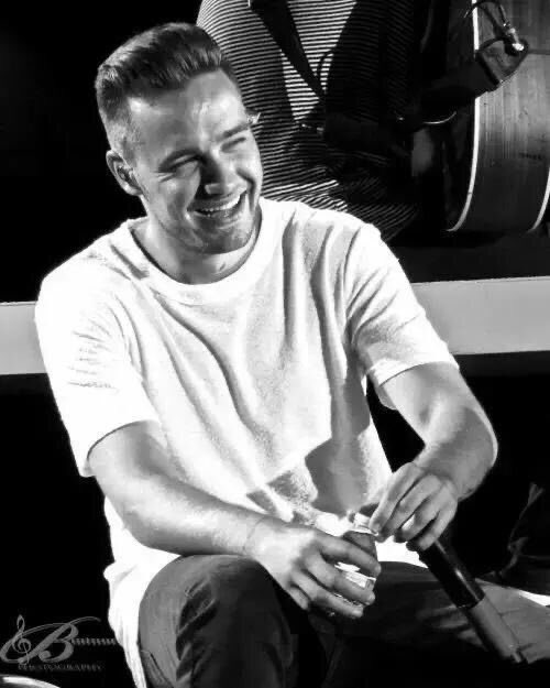 02__rua's tweet photo. Nunca he extrañado a alguien como extraño a Liam https://t.co/DdS62S4kh9