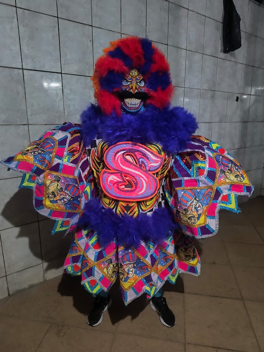 Salseiro2V's tweet photo. Mais um ano fazendo mágica!🥳🎭

Bate bola completo + dois dias de ônibus = 950 reais!! 🎭

Isso a Globo não mostra kkkkkkkkk

Q venha 2027! 
Salseiro faz 6 anos!!🥳 https://t.co/R6GfcQSpCD