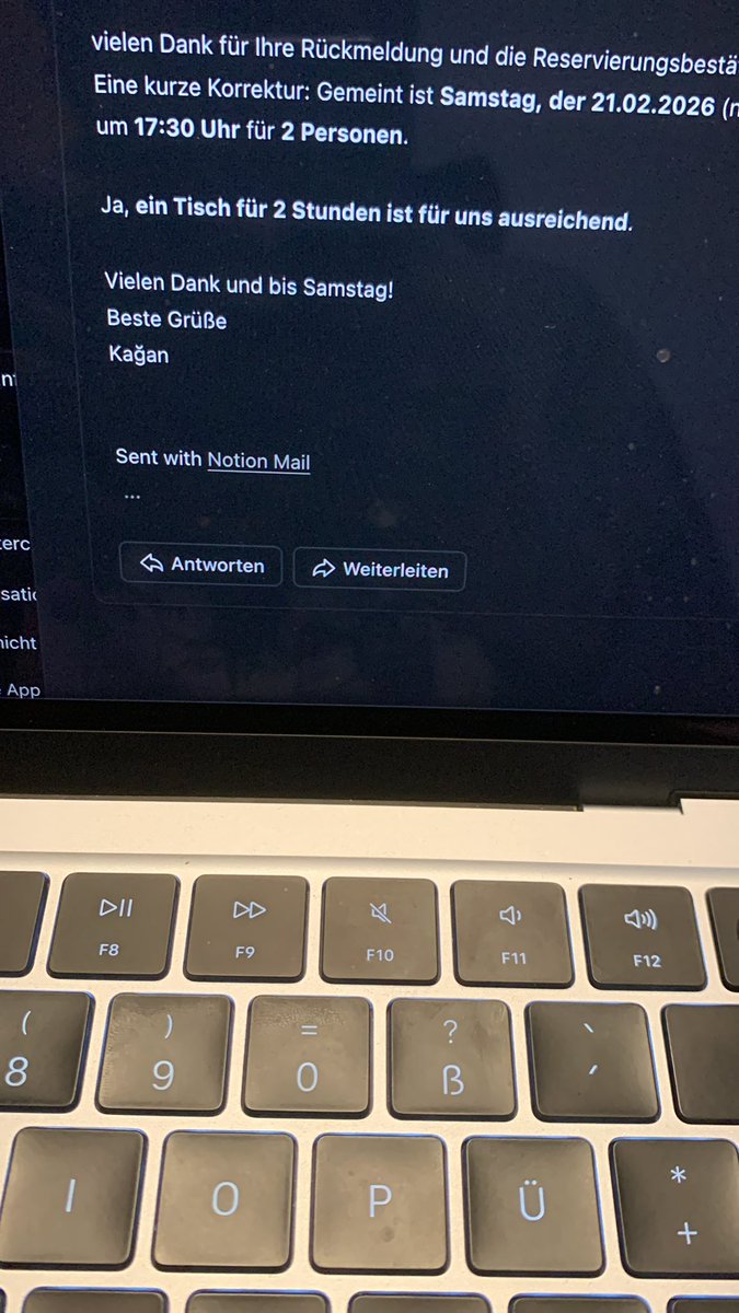 Büyüdüm de restaurantlarda masa ayırtıyorum 😎