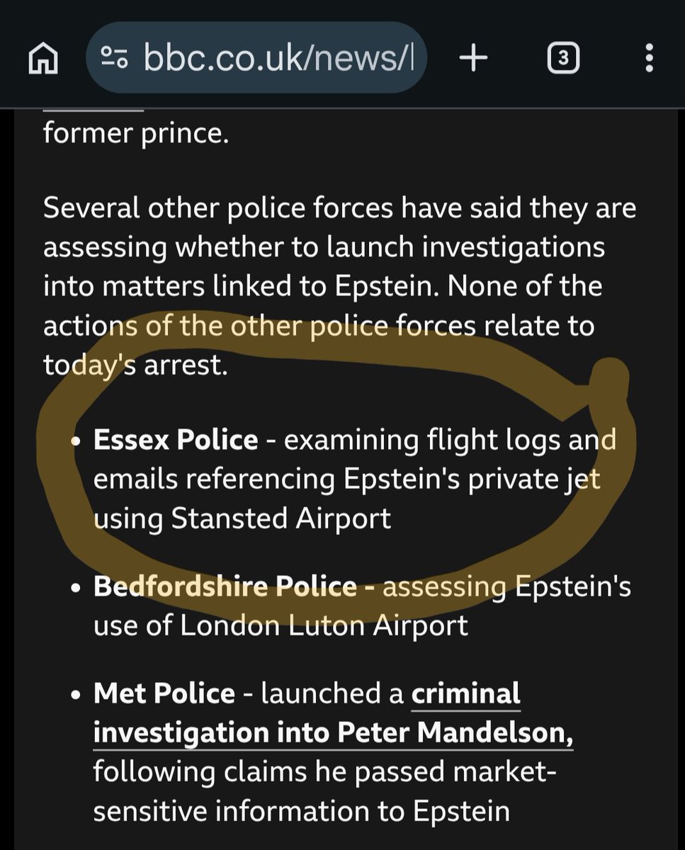 Mazgesty's tweet photo. @StansaidAirport Bloody hell I misread that , it's your close neighbour Airport not actually @StansaidAirport 
We all know it's WH smith MD  private jets at yours lol https://t.co/SSqF8tOsgm