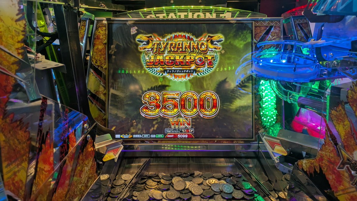 legendmillion's tweet photo. 恐竜初プレー
JPCはビミョーにヒリつくからおもろいけど通常時… https://t.co/Znc1w0AOgX