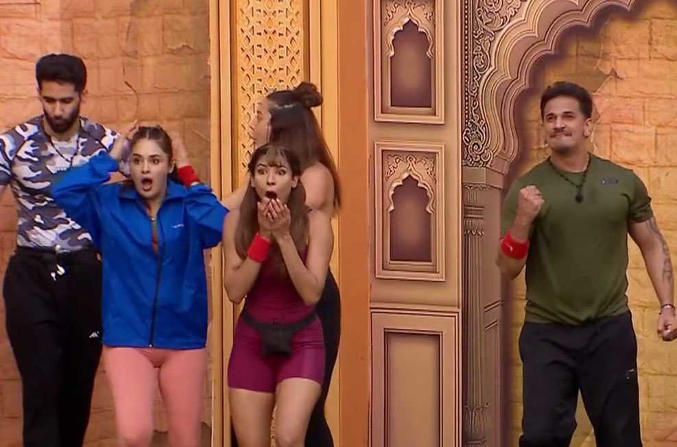 #SiwetTomar ki galti ke bawajood, Team  <a href="/yuvikachoudhary/">Yuvika Chaudhary</a> jeet gayi!

#The50 #The50Show #PrinceNarula