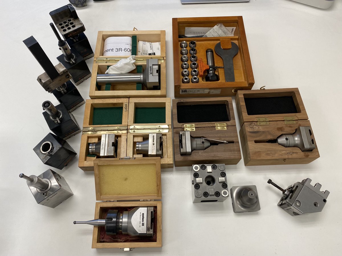 EdgeUpdate's tweet photo. Need System3R Tooling? Save money on high quality used Pieces. Macro, Chucks, adaptors, leveling heads, more sales@edgemachinetools.com https://t.co/NqAjEeCU0G