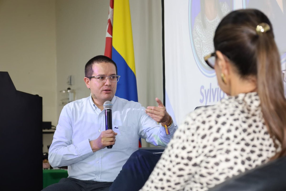 Fecolfin tweet media