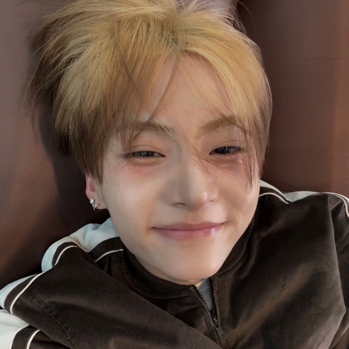 rjsldnjsll's tweet image. 