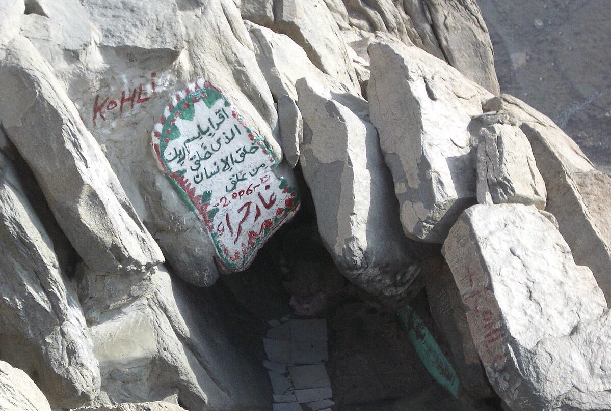 عقلاني tweet media