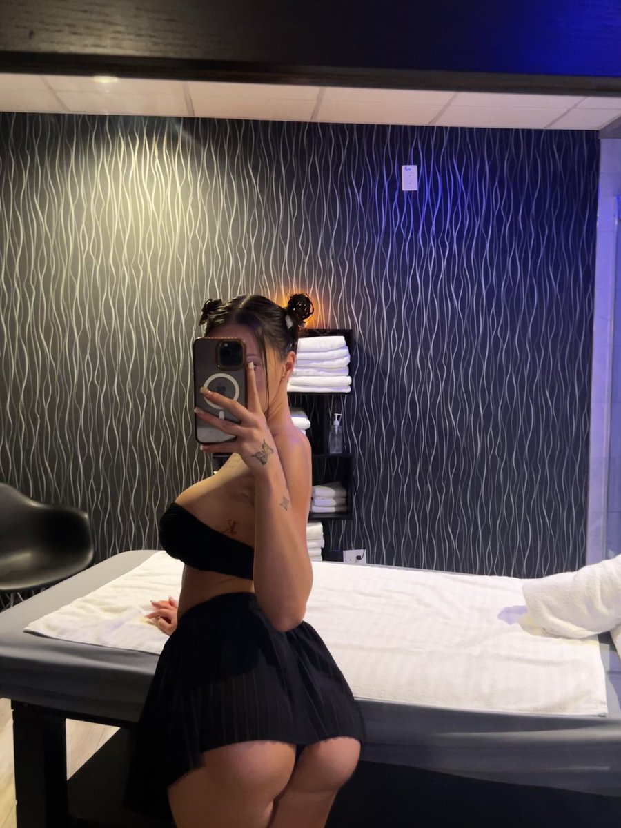 MeganBxBY's tweet photo. New account !!! Old one deleted 😢

Come take a load of with me today at bodybasic3000 until 3pm 🤤

More upcoming availability ….
• 21• 3pm-8pm @ Sparxs 
• 26• 8pm-1am @ Body basic
•28• 3pm-8pm @ Body basic https://t.co/d3wQCYKxza