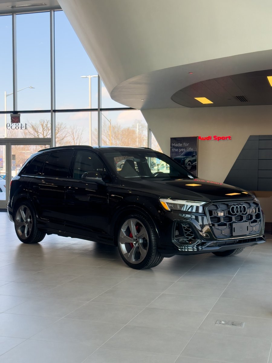 AudiChantilly's tweet photo. Bold in presence. Effortless in performance. #AudiChantilly #Audi https://t.co/O6Z0Wfxglv