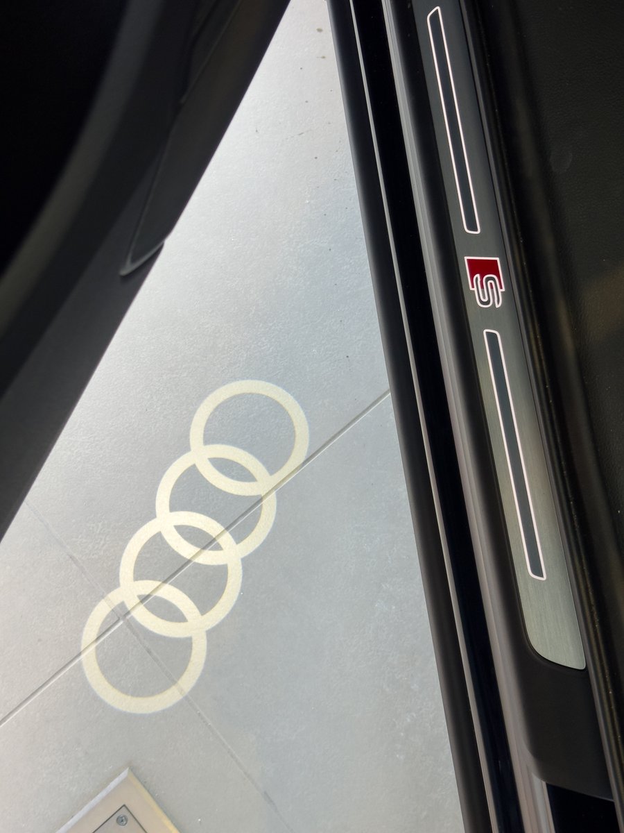 AudiChantilly's tweet photo. Bold in presence. Effortless in performance. #AudiChantilly #Audi https://t.co/O6Z0Wfxglv