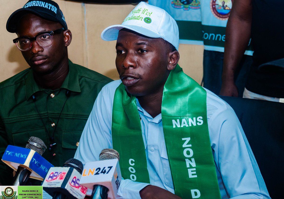 billioncodes__'s tweet photo. At the NANS ZONE D Press Conference held at NUJ Secretariat, Osogbo, Osun State yesterday where we addressed pressing issues affecting student in southwest region and also reaffirmed our commitment to unity and student welfarism. 

Viva Aluta ✊🏻

#nans #billioncodes #nanszoned https://t.co/ZJZpEK2UQK