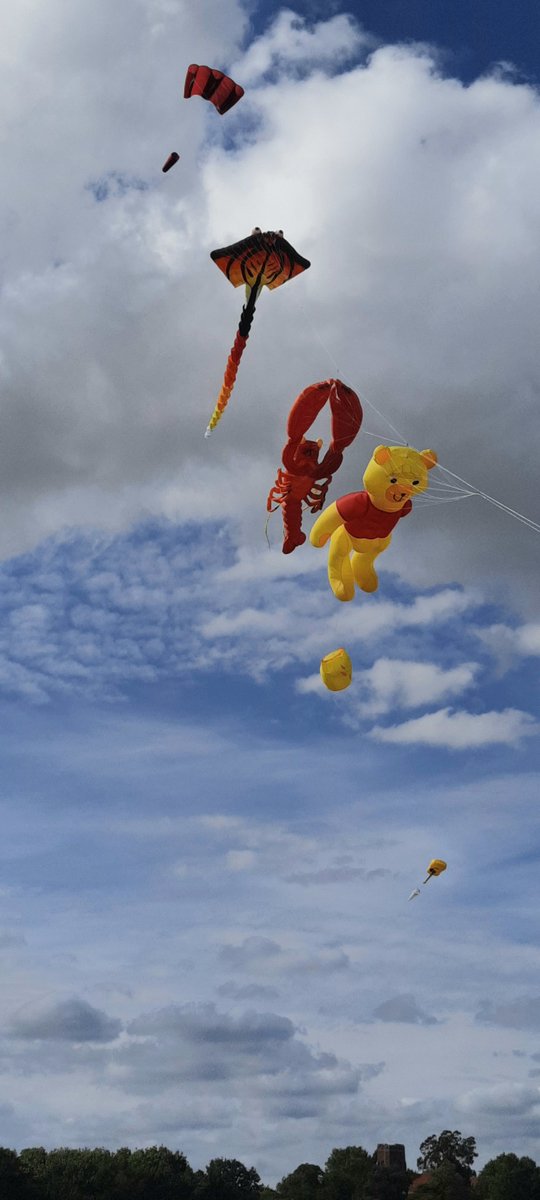 LayerTower's tweet image. Planning for things head, to cheer up February - mailchi.mp/layermarneytow…