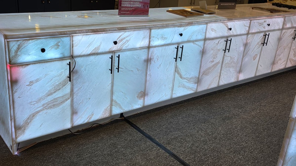 Such a unique look! These stone faced cabinets have lights inside that illuminate the door fronts. So many great new products spotted at this week's KBIS. ✨
#KBIS #ModernDesign #HomeInspiration