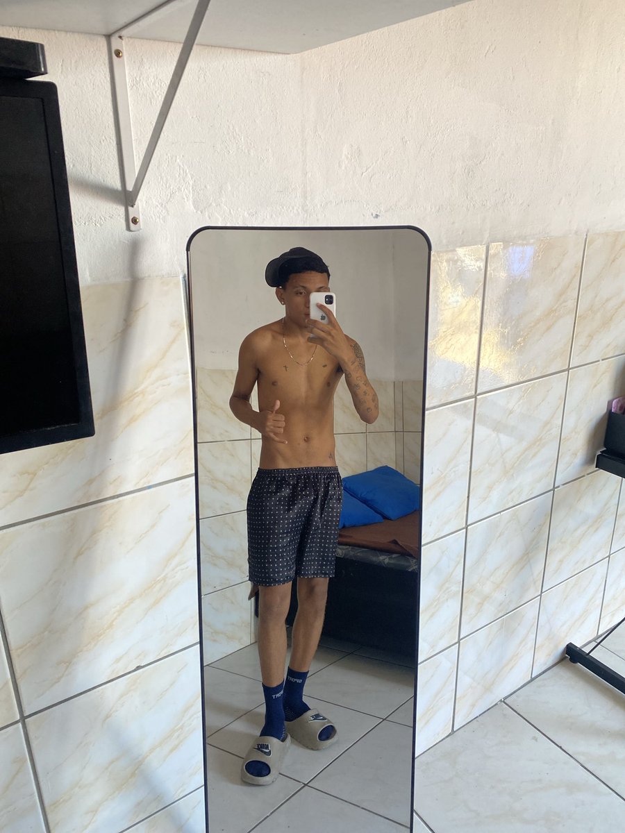 VTLINDO1's tweet photo. Oque acha de me ver sem roupa 🙂🙃

Privacy :ASSINE AGORA  
https://t.co/IKKplbT7GT⬅️

Promoção rolando agora 🚨 https://t.co/UYw3WKUMpX