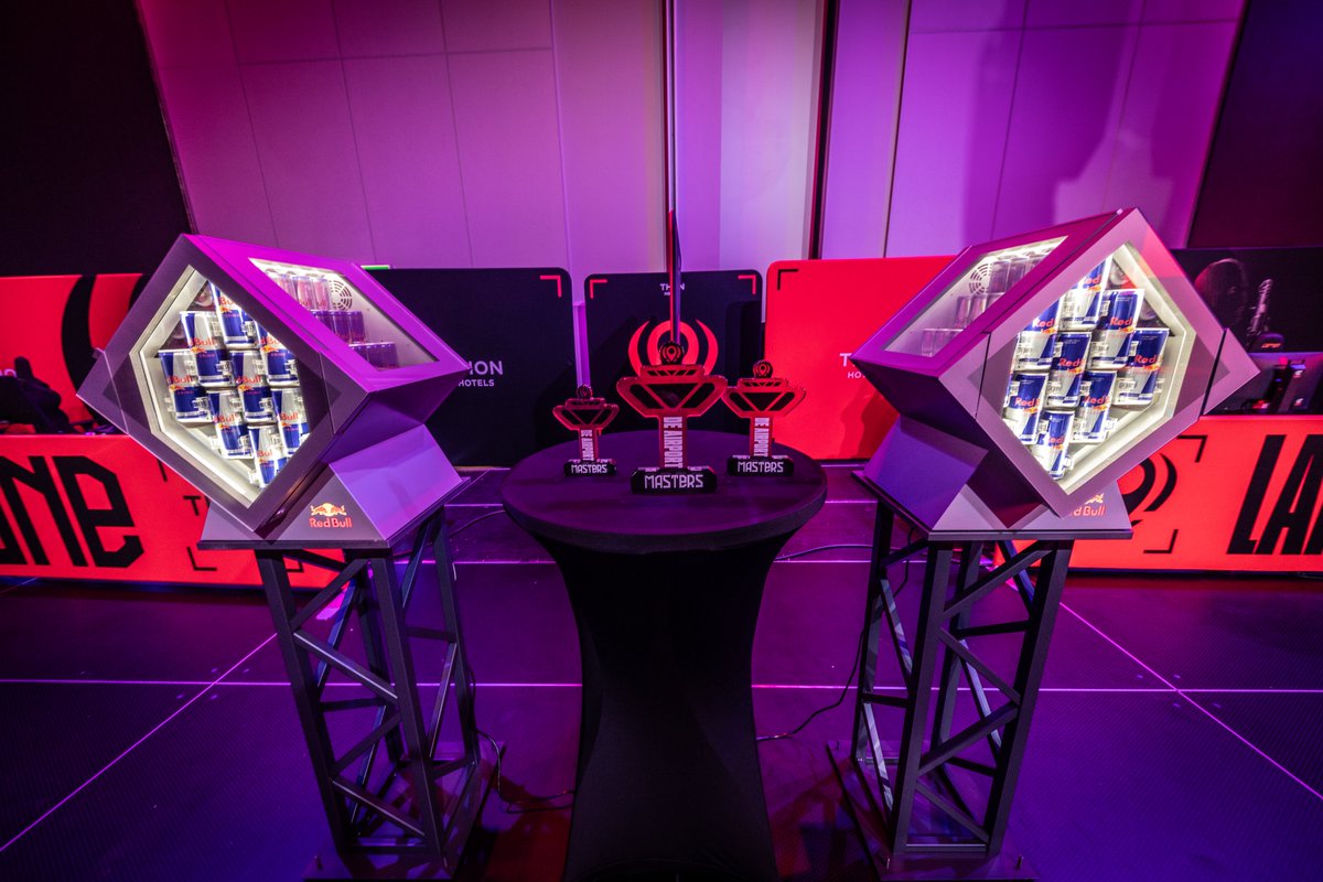 LANDING: ZONE tweet media