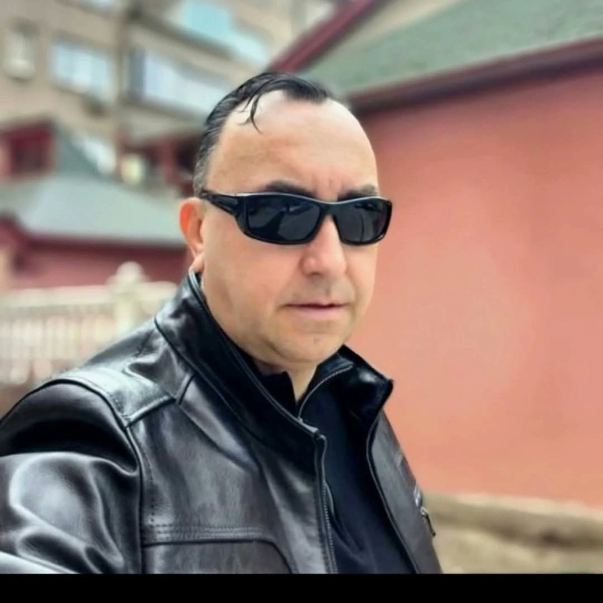 Samir_072's tweet photo. S' godinama naučiš da se sa budalama ne raspravljaš, već da ih ignorišeš... https://t.co/nFCMkR8o0c