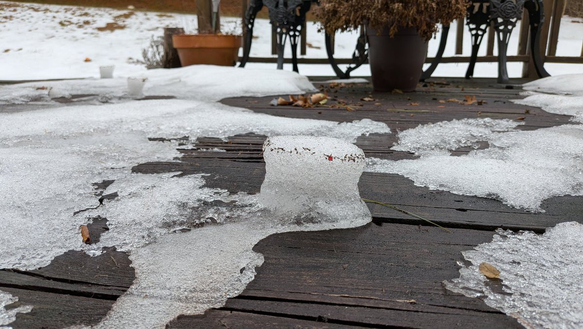 DrewForecast's tweet photo. SNOW MELT MYSTERY...why is the snow melting like this?

Somehow those spots got icier and therefore were more solid, but why?

These ice pillars on my deck remind me of the rock pillars hoodoos you see out in the American West.

Those rock pillars have the coolest name: hoodoos https://t.co/vfFAJ6WNNc