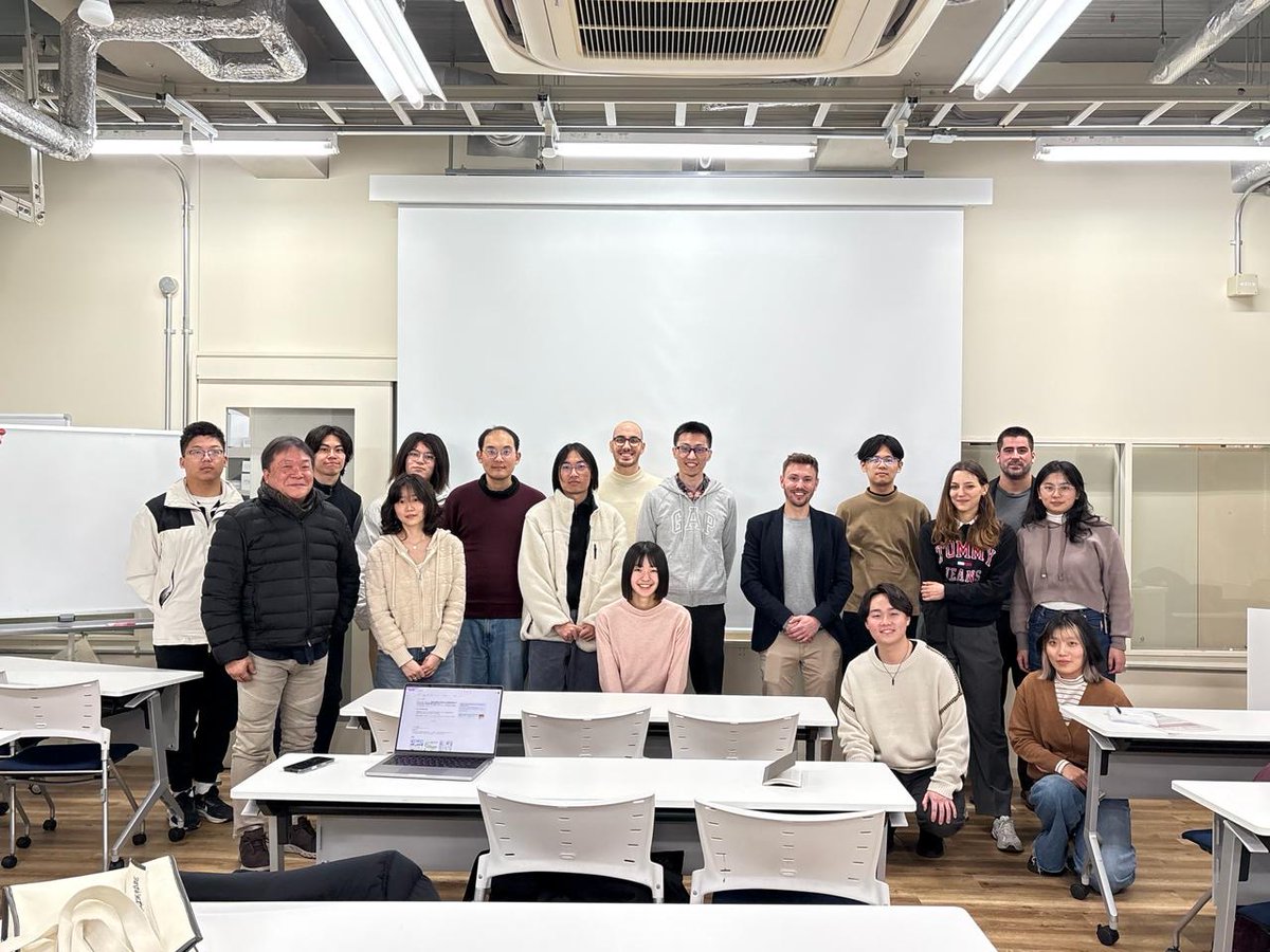 Program-Material tweet media