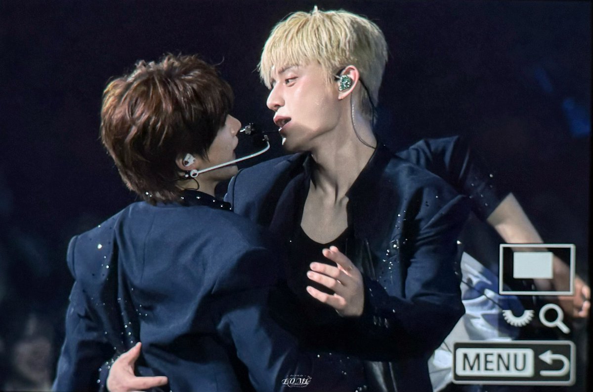 this absolutely insane pic