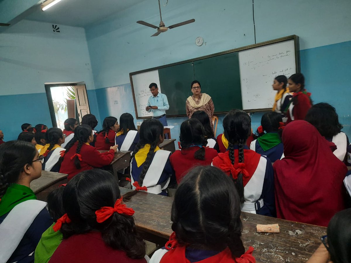Big news!🎧#ShrutiGyan is expanding, bringing #audiobase lessons to more #Students &amp; new subjects. We are thrilled to see Maharani Kashiswari Girls HS piloting this innovation, created by Neil Bose, IMSA, USA. Making education accessible, 1soundbite at a time.📚✨ <a href="/EduMinOfIndia/">Ministry of Education</a>