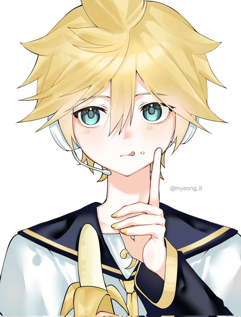 #鏡音レン
「……マスターも、食べる？🍌」