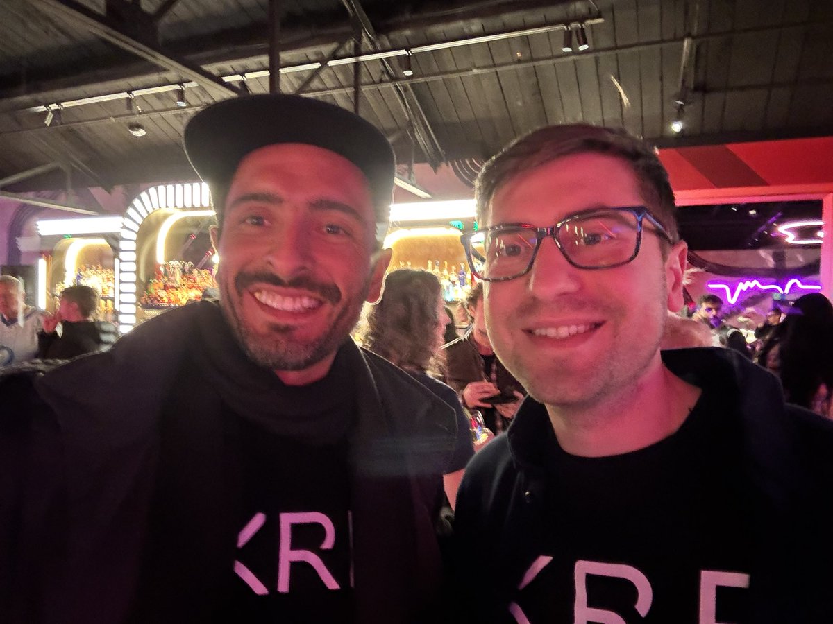 rayfuentes tweet media