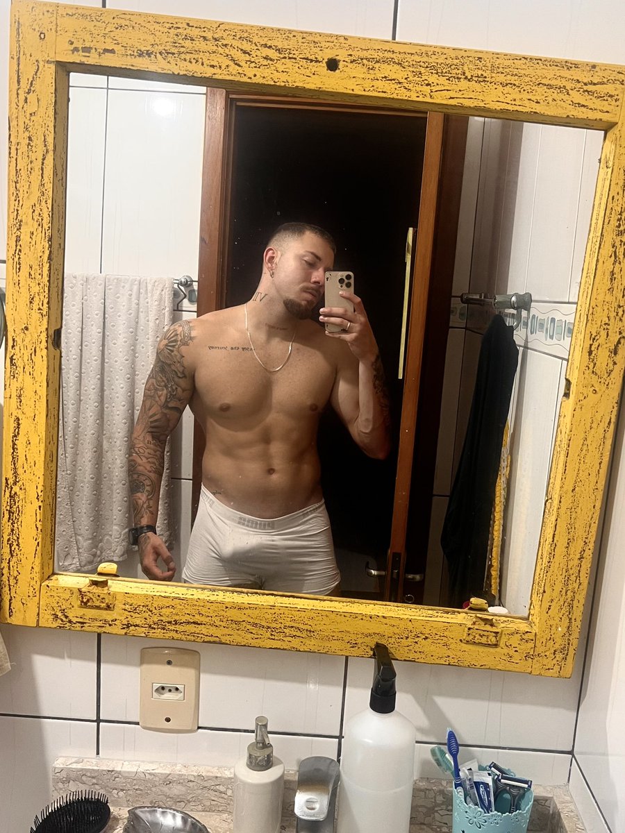 PL_051's tweet photo. Boa tarde seus puto😜 https://t.co/E4KKX5a4Tt