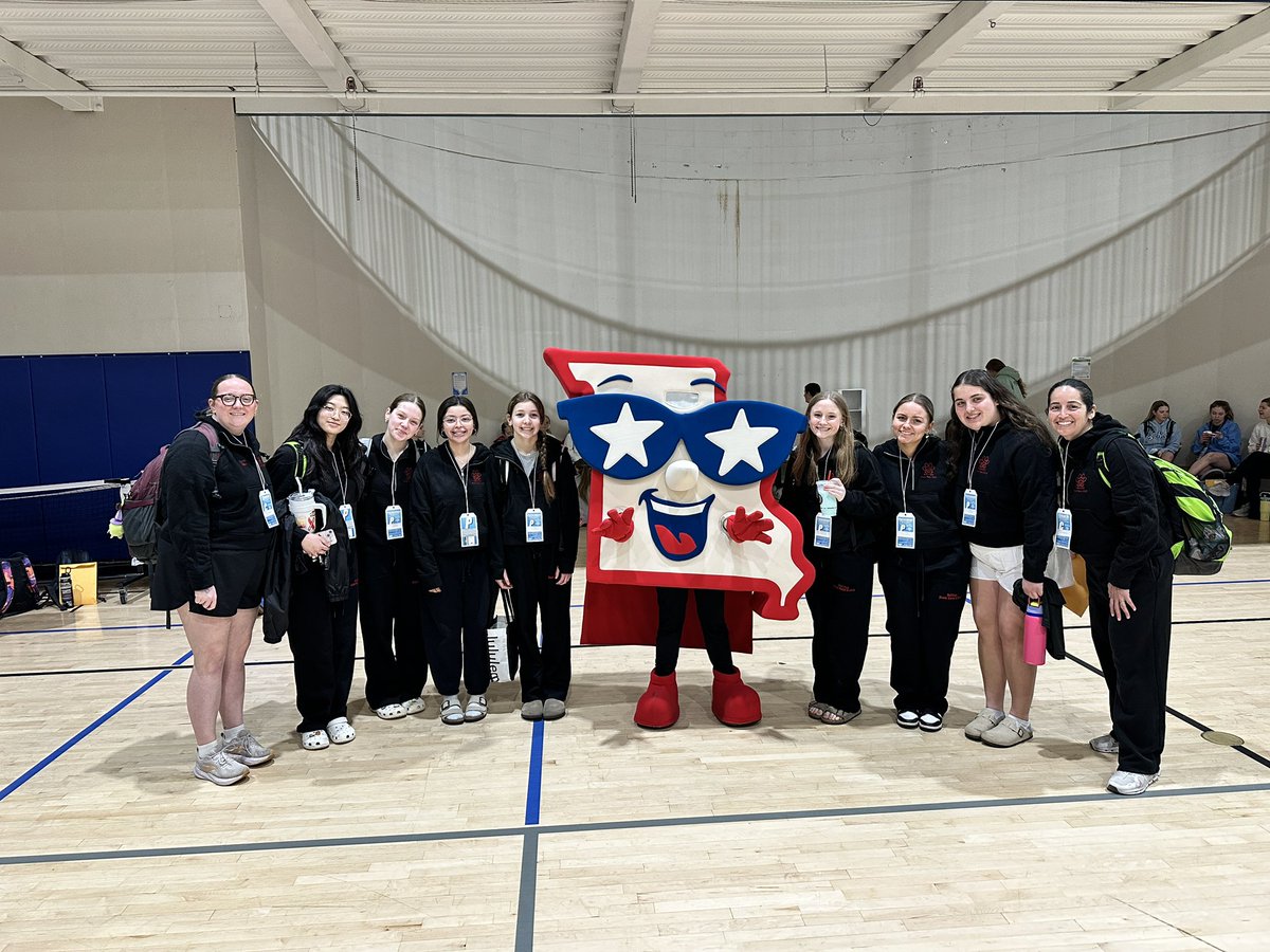 FZS_SwimandDive's tweet photo. Ready for State!! Excited to watch these ladies swim fast. #swimfasthavefun https://t.co/GKwIjJRnma