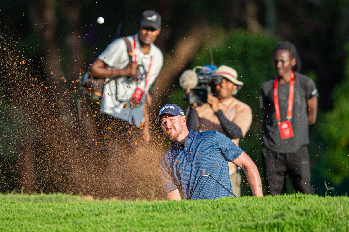 FanakaStudios's tweet image. Day 01 at the Magical Kenya Open ⛳🔥

Fairways crisp, greens pure, and the swings already talking loud. Nairobi understood the assignment. 🇰🇪✨

#MagicalKenyaOpen #MakeItCount