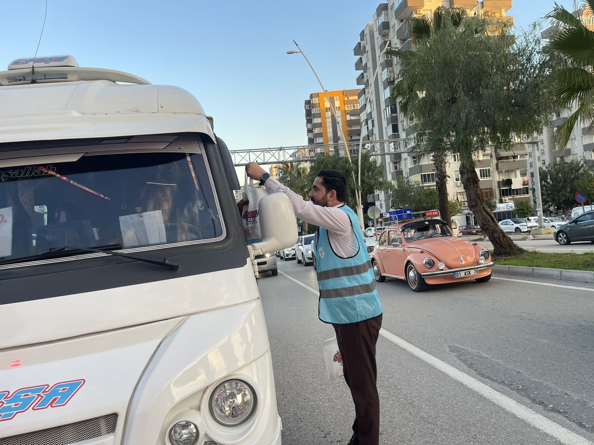 📍Süleyman Demirel Bulvarı 
İl Başkanımız Sn. Tamer Dağlı, İl Kadın Kolları Başkanımız Sn. Hacer Söylemez, İlçe Başkanımız Sn. Cemal Akın ve İlçe Kadın Kolları Başkanımız Sn. Nevruz Doğan ile birlikte Her yıl Geleneksel #iftara5kala programımızın İlk Günü.!
AK Çukurova Gençlik