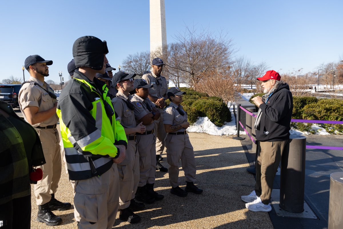 DC Police Department tweet media