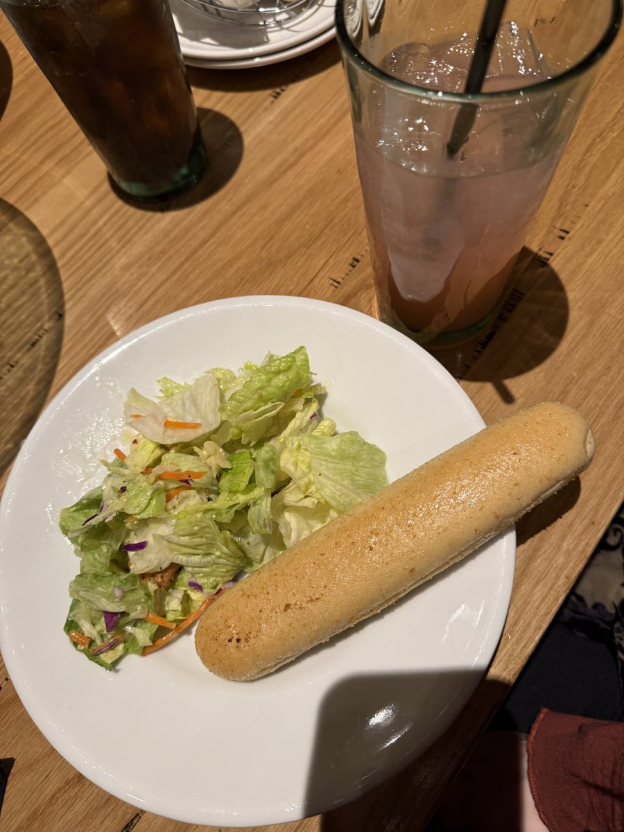 millieashly55's tweet photo. im one of them health-conscious girly now 😛 https://t.co/HPCa0KUo9n