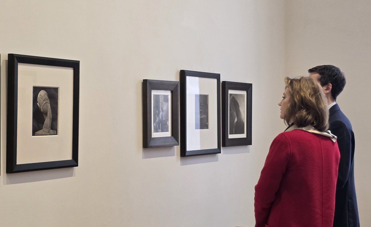 Laura Popescu tweet media